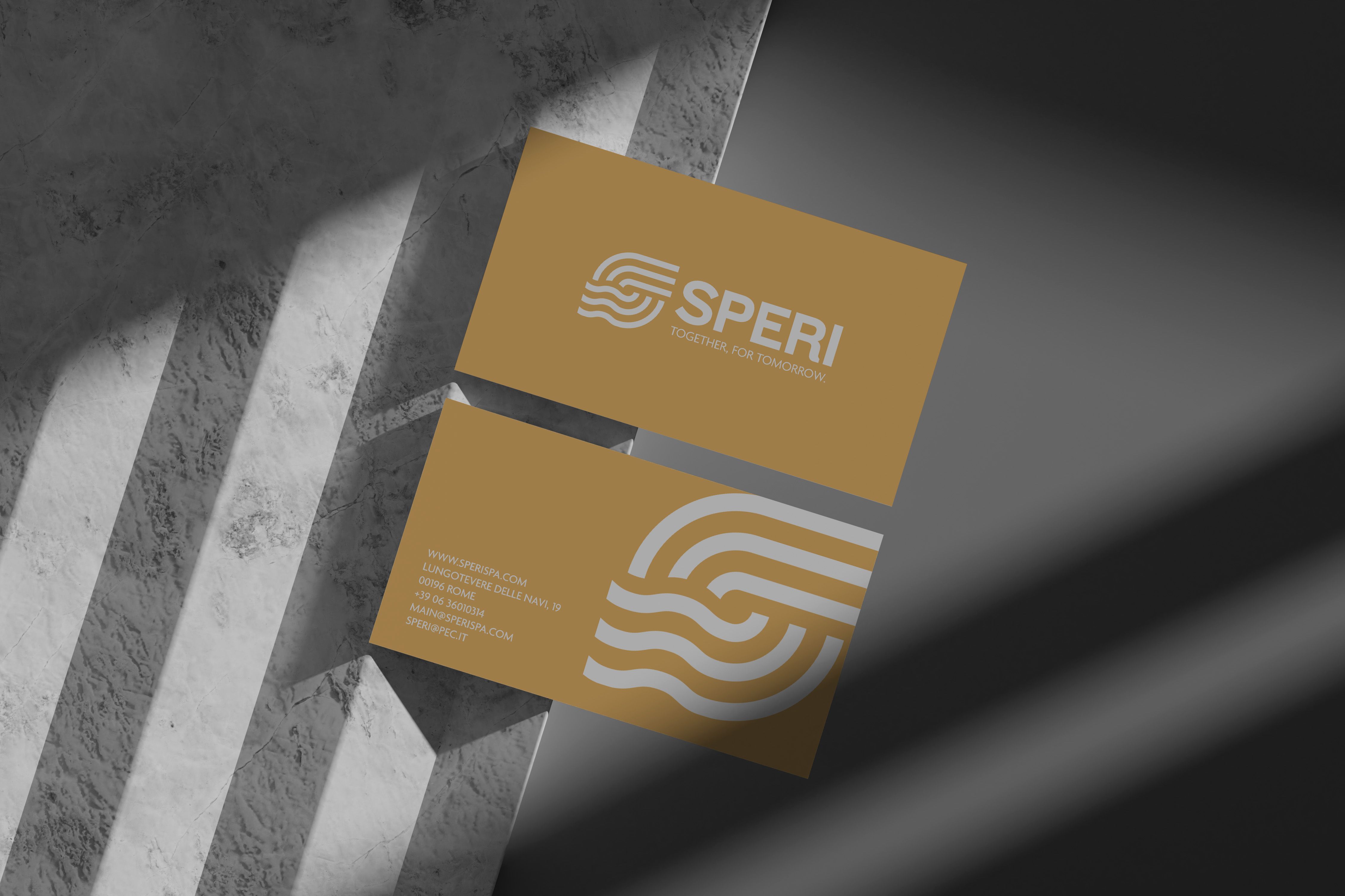 Biglietti da visita Speri nella versione oro