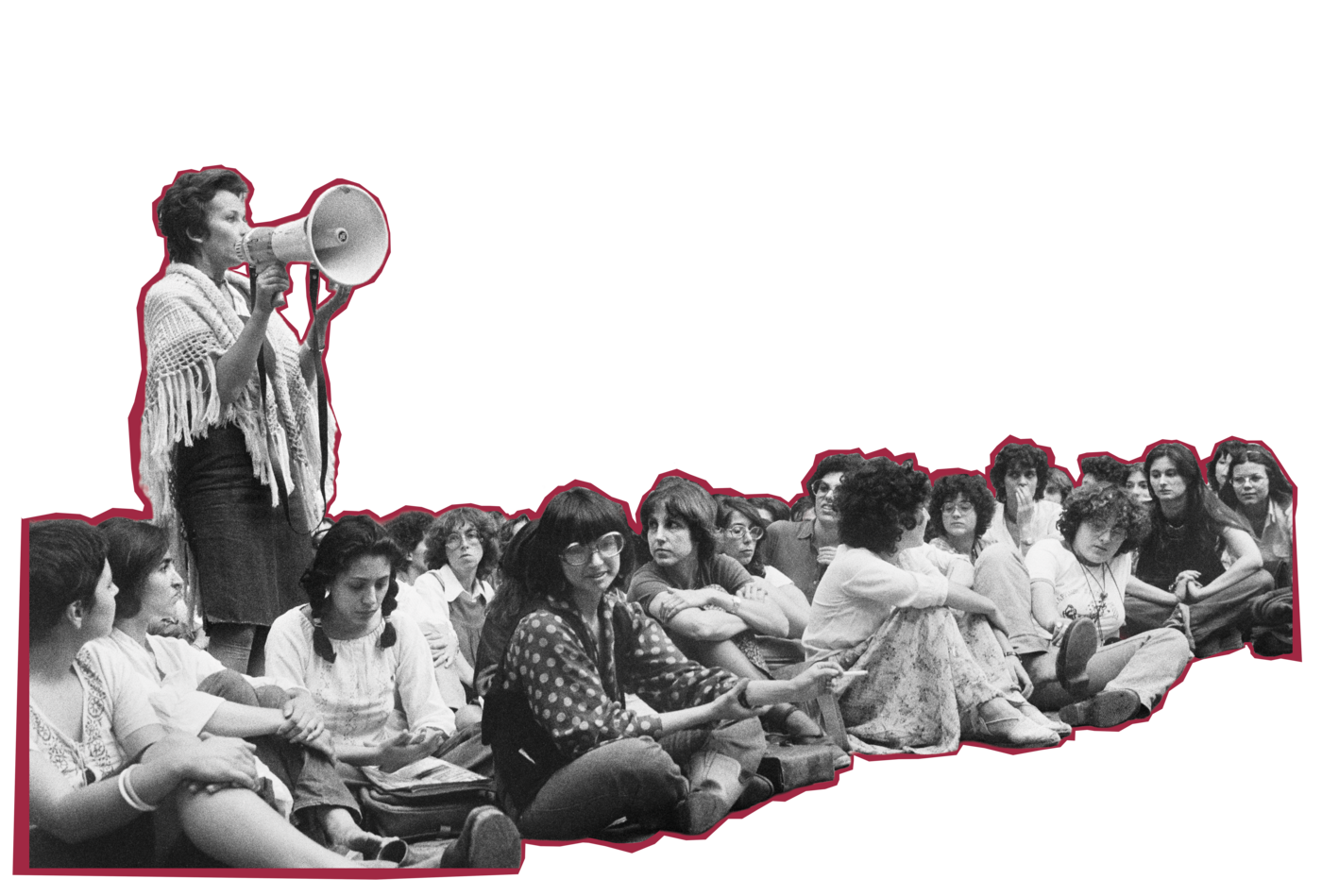 Foto d’archivio: un’assemblea delle femministe, una donna parla al megafono