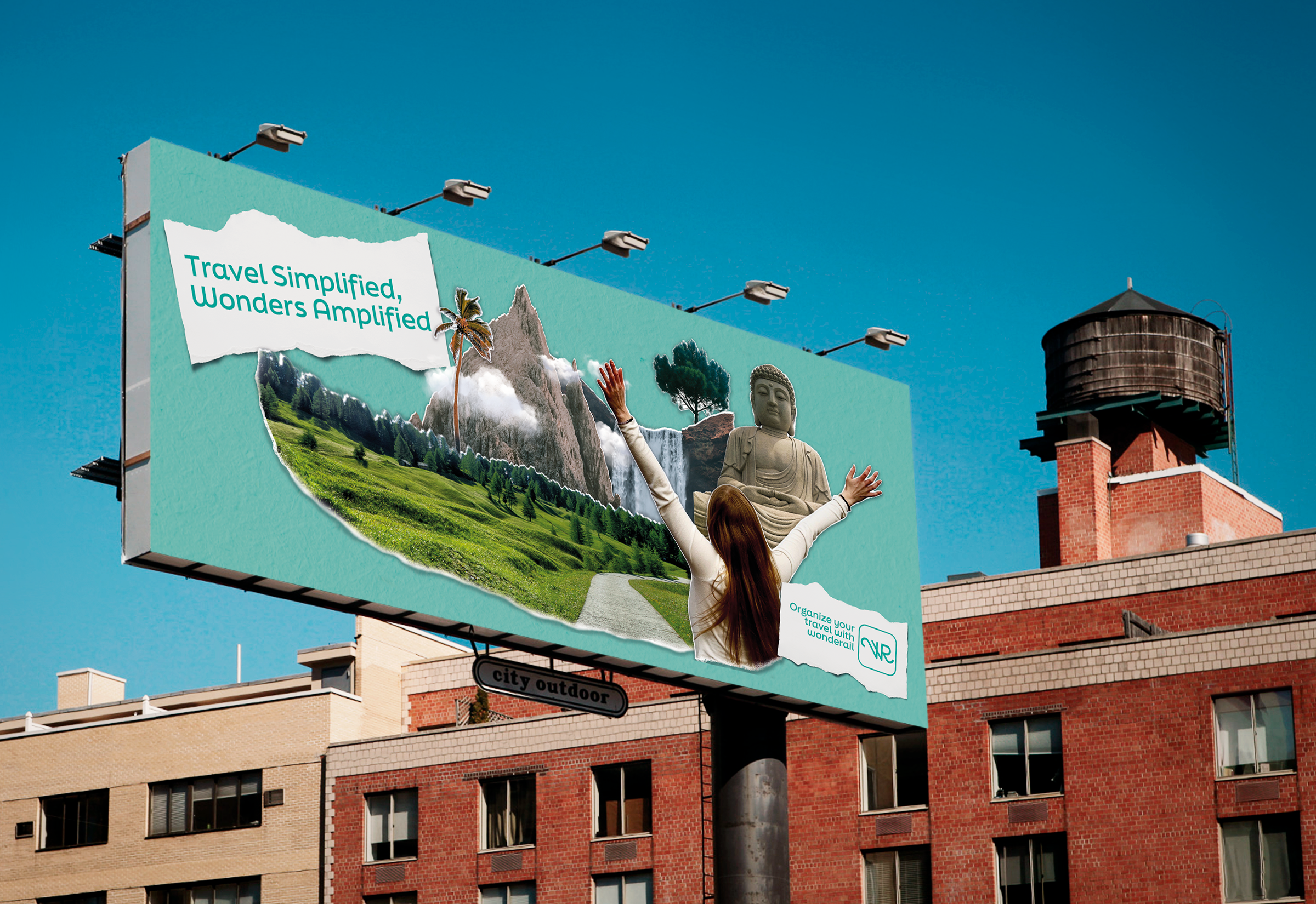Cartellone in città: «Travel Simplified, Wonders Amplified», un collage di montagne, una cascata e una ragazza a braccia aperte